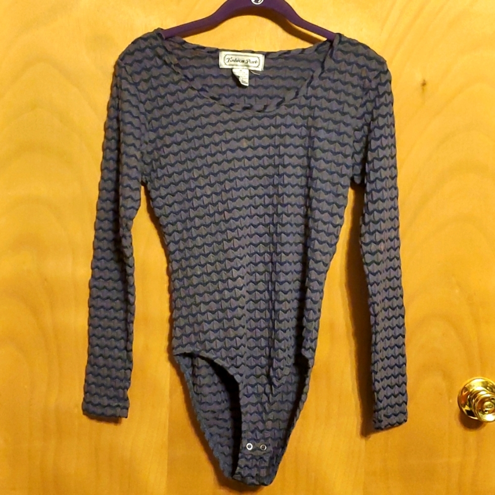 Fashion Park bodysuit in navy/blue size medium.  NWOT